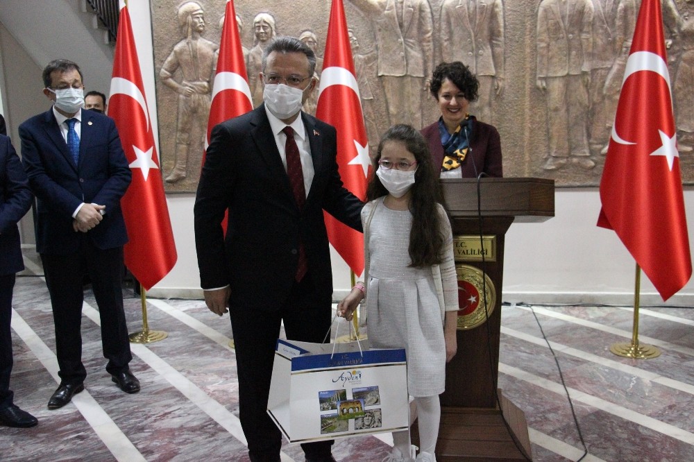 aydinda 29 ekim cumhuriyet bayrami kutlandi 5 9jROX6Fn Aydın’da 29 Ekim Cumhuriyet Bayramı kutlandı