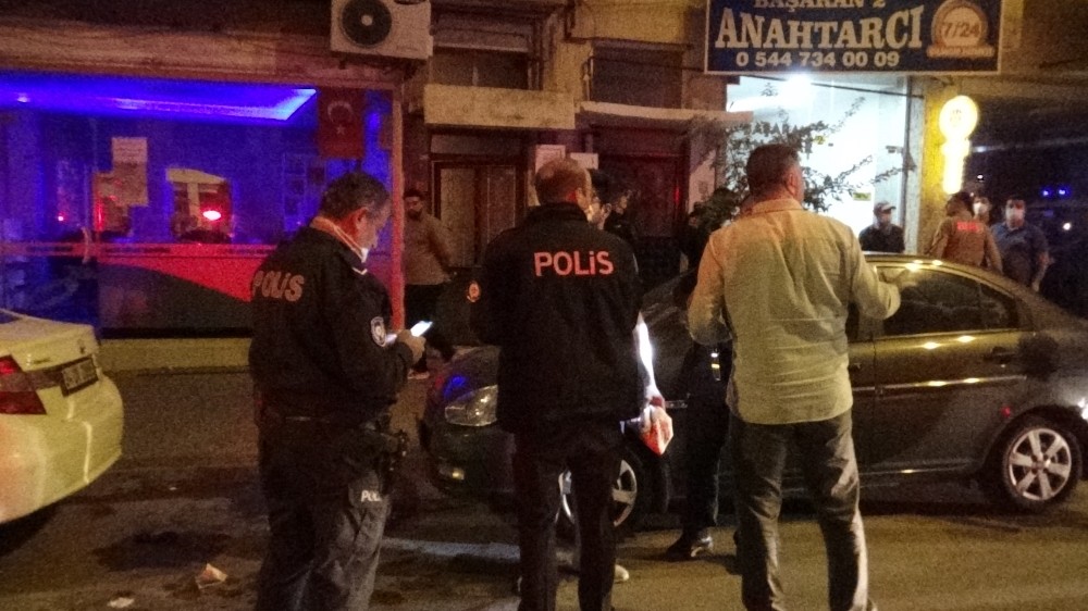 aydinda silahli saldiri otopark olarak kullanilan arsada kursunlanan sahis hastaneye kaldirildi 1 cffOHiIq Aydın’da silahlı saldırı, otopark olarak kullanılan arsada kurşunlanan şahıs hastaneye kaldırıldı