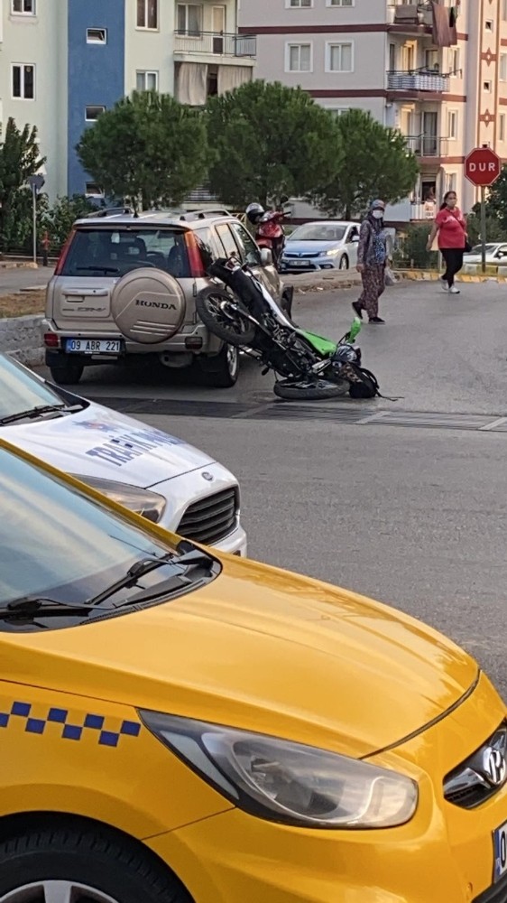 aydinda trafik kazasi 1 yarali 1 thPLOZEu Aydın’da trafik kazası: 1 yaralı