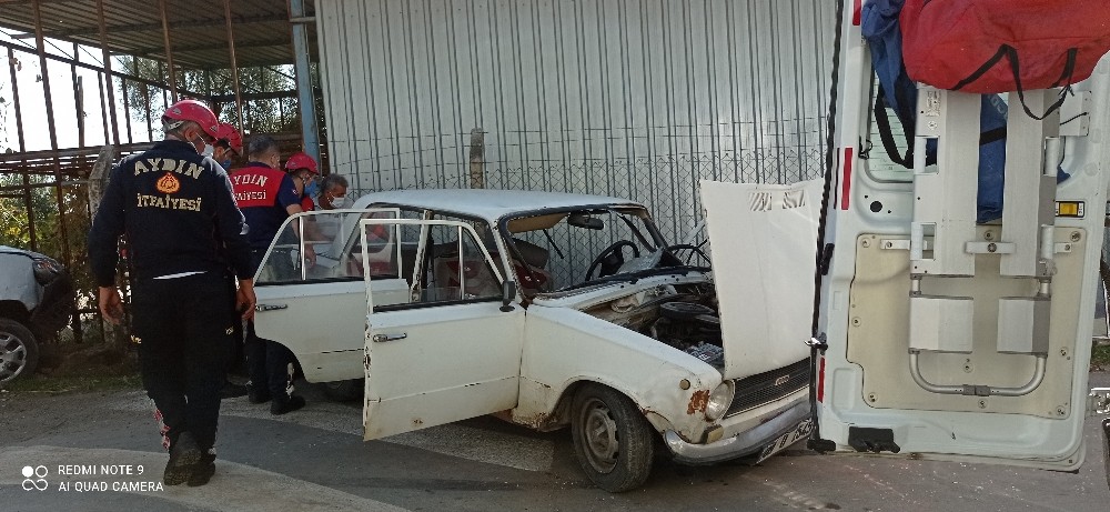 aydinda trafik kazasi 2 yarali 5 iwJc55ZS Aydın’da trafik kazası: 2 yaralı