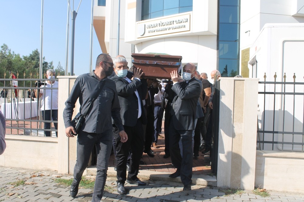 aytonun eski baskanlarindan altinel son yolculuguna ugurlandi 3 EhWYwETr AYTO’nun eski başkanlarından Altınel, son yolculuğuna uğurlandı