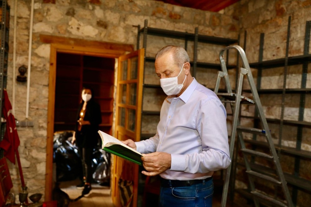 baskan atabay restorasyon calismalarini yerinde inceledi 3 gmquuk9I Başkan Atabay, restorasyon çalışmalarını yerinde inceledi