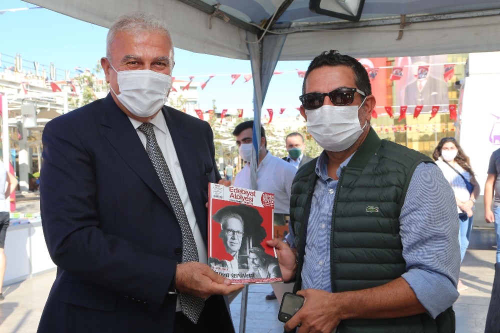 baskan atay yazarlar ve kitapseverler ile bir araya geldi 4 seDJvKs1 Başkan Atay yazarlar ve kitapseverler ile bir araya geldi