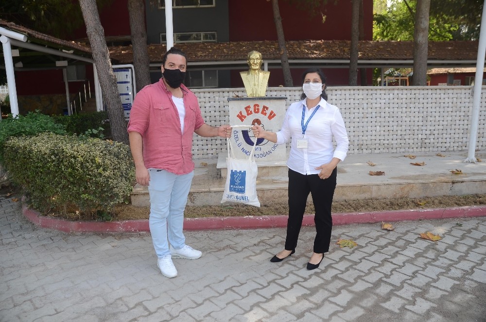 baskan gunelden yuz yuze egitime baslayacak ogrencilere maske destegi 2 eshy2tlK Başkan Günel’den, yüz yüze eğitime başlayacak öğrencilere maske desteği