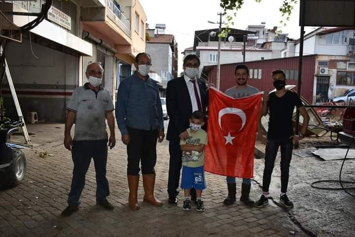 baskan inaldan esnafa 29 ekim hediyesi 4 7IkPddB7 Başkan İnal’dan esnafa 29 Ekim hediyesi