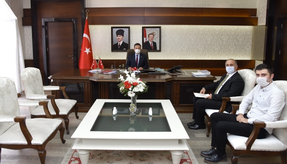 baskan kaya sametin protez kollarina kavusmasi icin ilk adimi atti 1 ODGtTvHV Başkan Kaya, Samet’in protez kollarına kavuşması için ilk adımı attı