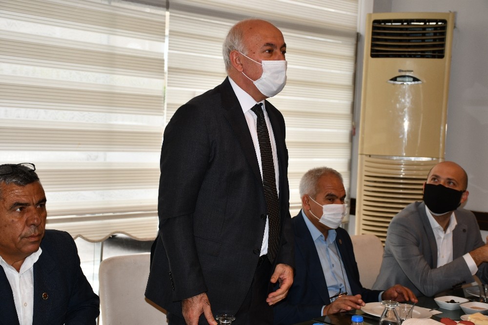 baskan tuncel muhtarlarla bir araya geldi 2 Lcw57yXy Başkan Tuncel muhtarlarla bir araya geldi