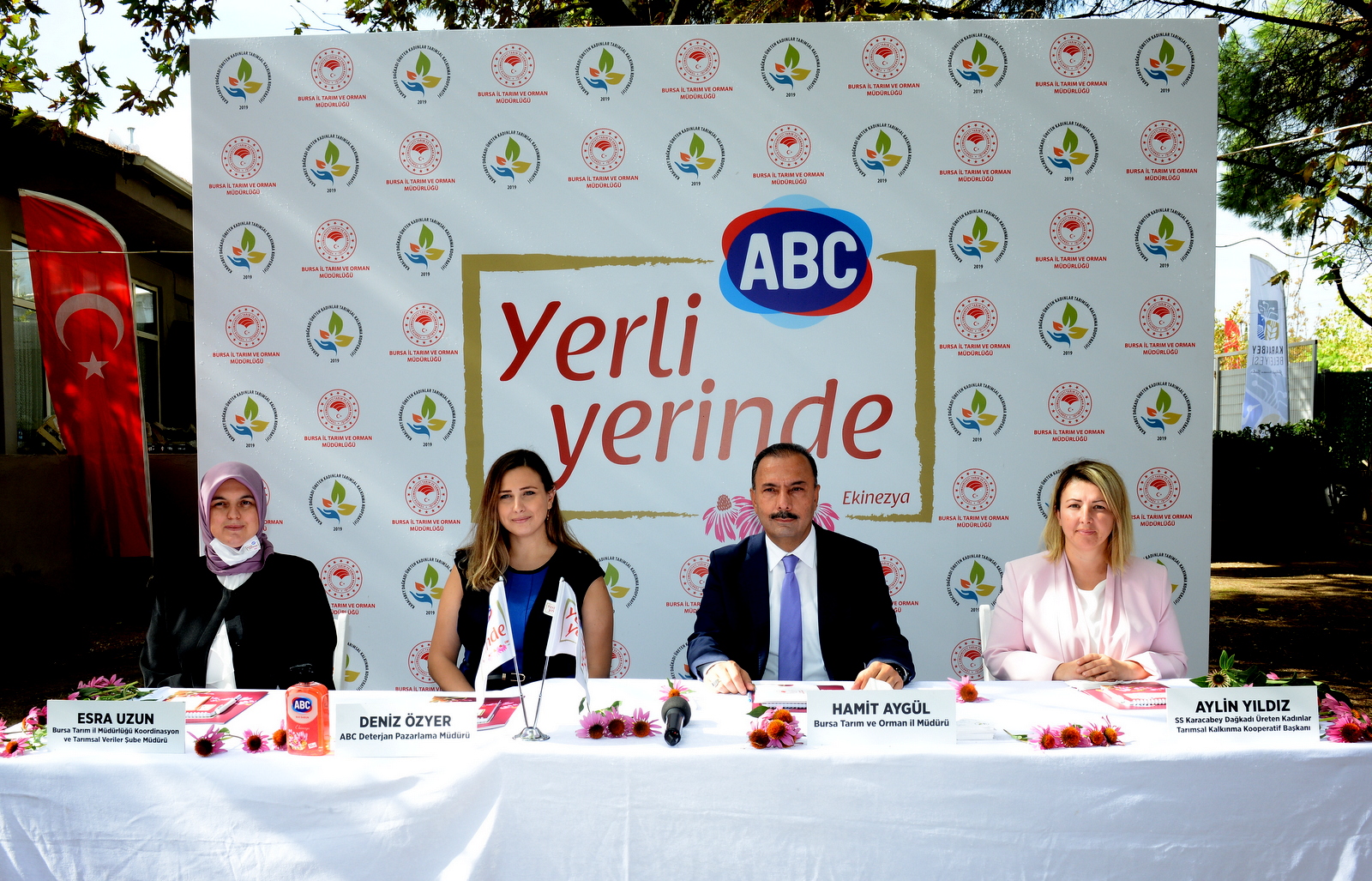 bursali kadin ciftciler ekinezya yetistirmeye basladi 3 AnPvlVYj Bursalı kadın çiftçiler "ekinezya" yetiştirmeye başladı