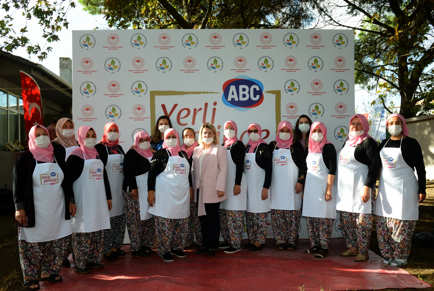 bursali kadin ciftciler ekinezya yetistirmeye basladi 6 kSTTJDWg Bursalı kadın çiftçiler "ekinezya" yetiştirmeye başladı