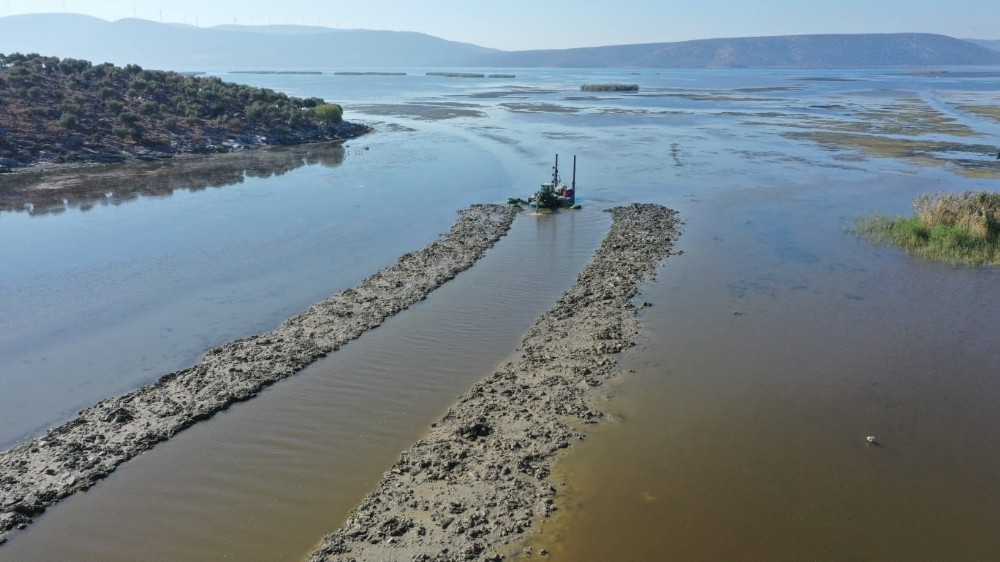 buyuksehir kanali acti bafa golu nefes oldu 3 SyHEIAgV Büyükşehir kanalı açtı, Bafa Gölü nefes oldu
