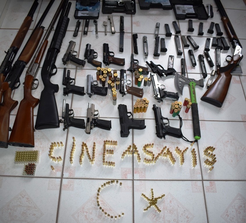 cinede silah kacakciligi sebekesi operasyonla cokertildi 0 dP4DeZ5b Çine’de silah kaçakçılığı şebekesi operasyonla çökertildi