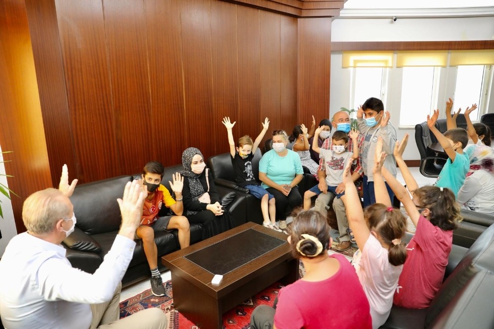 didim belediyesi tablet dagitimina devam ediyor 1 EjwkdGDA Didim Belediyesi tablet dağıtımına devam ediyor