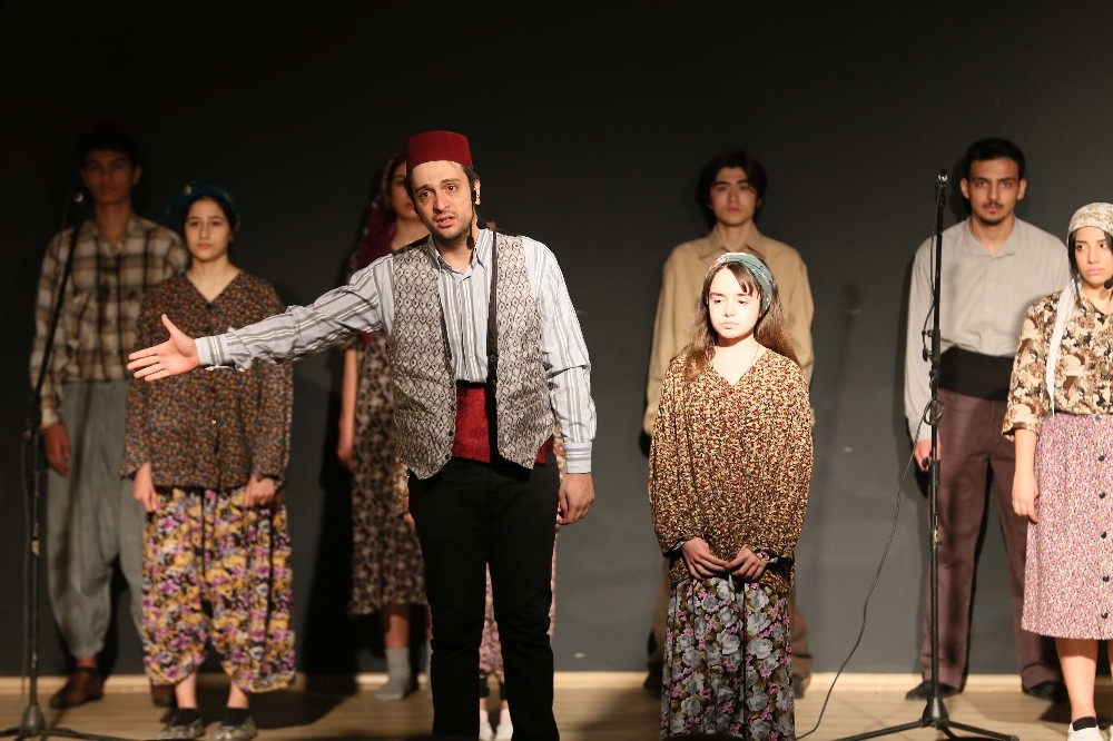 efeler belediyesi sehir tiyatrosu efeler tv ekranlarinda 0 irSHdIl6 Efeler Belediyesi Şehir Tiyatrosu Efeler TV ekranlarında