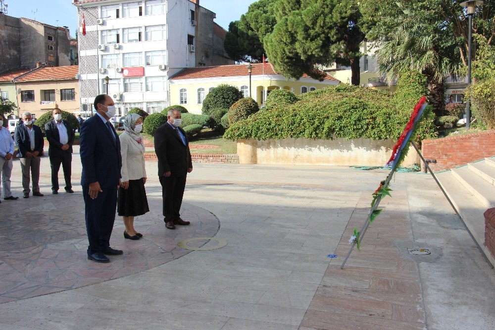 efelerde muhtarlar gunu duzenlenen toren ile kutlandi 1 IZmWUUUW Efeler’de muhtarlar günü düzenlenen tören ile kutlandı