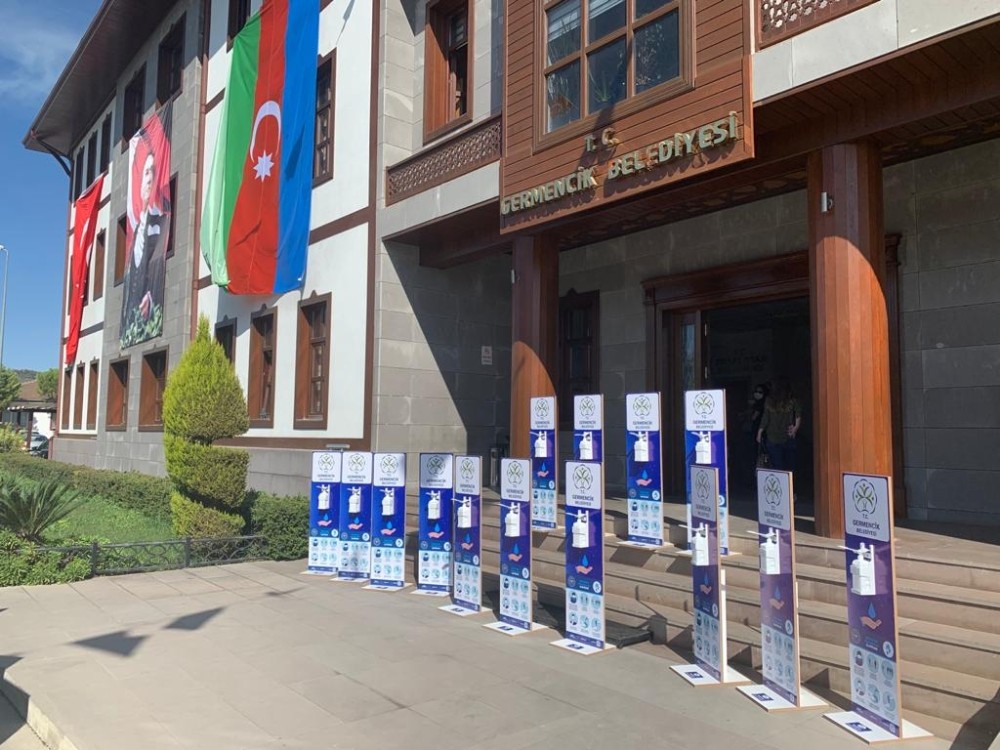 germencik belediye baskani ondesten okullara dezenfekte standi 1 w3LmXXTD Germencik Belediye Başkanı Öndeş’ten okullara dezenfekte standı