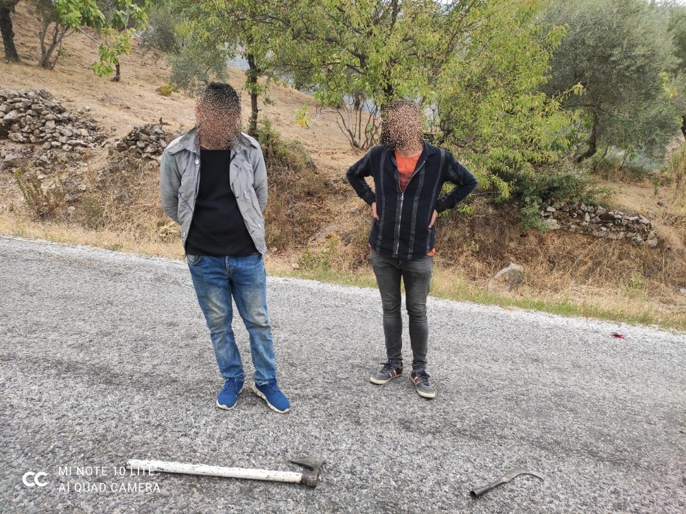 hirsizlar sadece kablolari degil ogrencilerin iletisimini de kesti 0 JALli6tj Hırsızlar, sadece kabloları değil öğrencilerin iletişimini de kesti