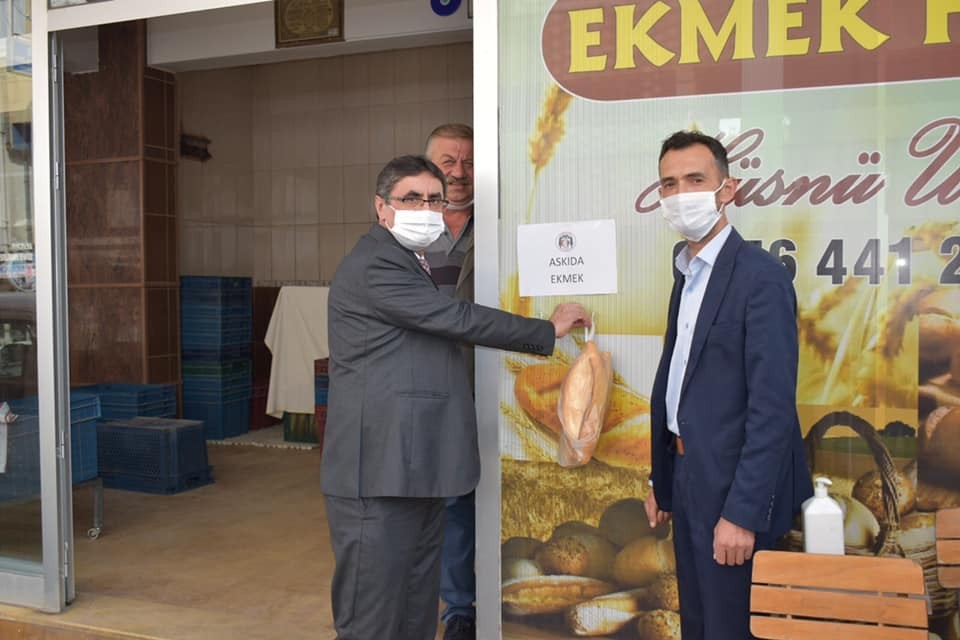 karacasuda askida ekmek projesi basladi 2 p5aEjFPe Karacasu’da ’Askıda Ekmek’ projesi başladı