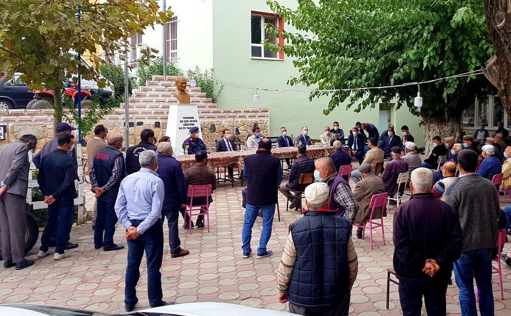 kaymakam isik dagyeni mahallesinde halkla bulustu 2 QS3gq9ui Kaymakam Işık, Dağyeni Mahallesi’nde halkla buluştu