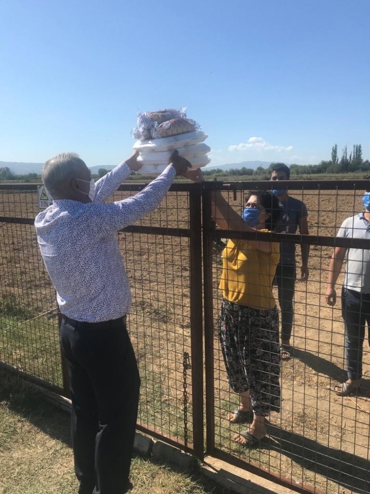 korona magduru aileye baskan yildirimkaya yalniz birakmadi 1 Korona mağduru aileye Başkan Yıldırımkaya yalnız bırakmadı