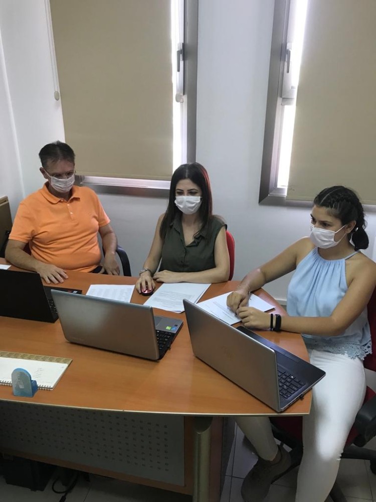 korona virus bulastiricilik sayisi dusuyor r0 degeri 145 1 lOk5qfUM Korona virüs bulaştırıcılık sayısı düşüyor: “R0 Değeri 1.45...”