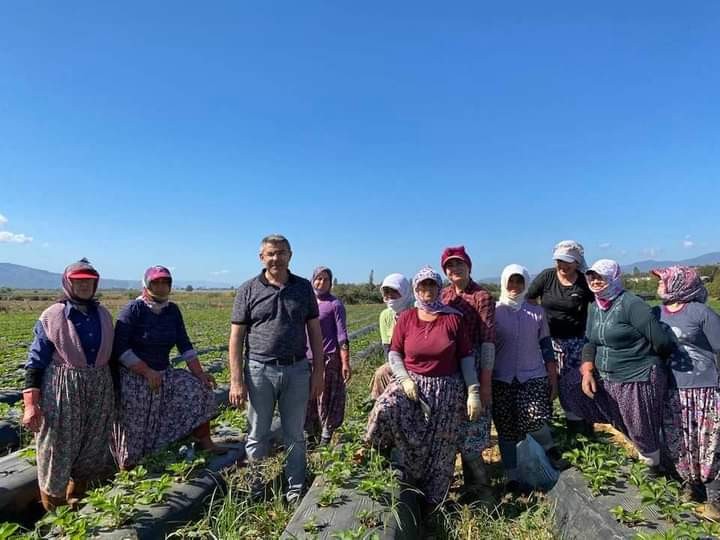 kosk belediye baskani guler kadin ciftcilerin gununu kutladi 0 3quCNlP7 Köşk Belediye Başkanı Güler, kadın çiftçilerin gününü kutladı