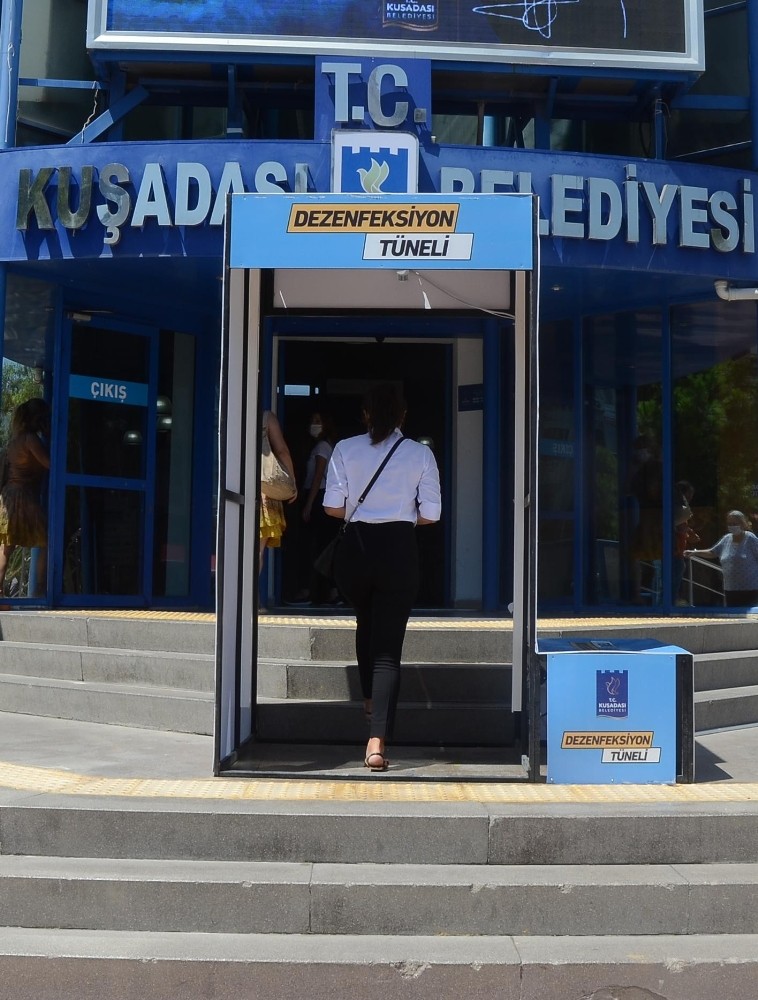 kusadasi belediyesinin 8 calisani karantinaya alindi 1 n8SD8YXj Kuşadası Belediyesi’nin 8 çalışanı karantinaya alındı