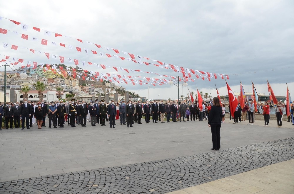 kusadasinda cumhuriyet bayrami kutlamalari basladi 2 QB5571rg Kuşadası’nda Cumhuriyet Bayramı kutlamaları başladı
