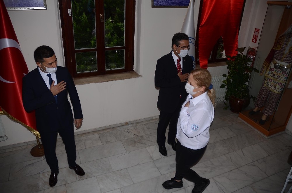 kusadasinda cumhuriyet bayrami kutlamalari devam ediyor 3 WDmr58aI Kuşadası’nda Cumhuriyet Bayramı kutlamaları devam ediyor