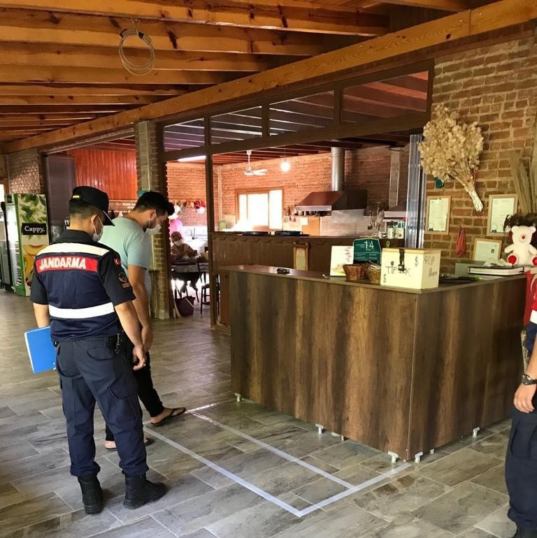 kusadasinda korona virus denetimleri devam ediyor 6 XGwycnGW Kuşadası’nda korona virüs denetimleri devam ediyor