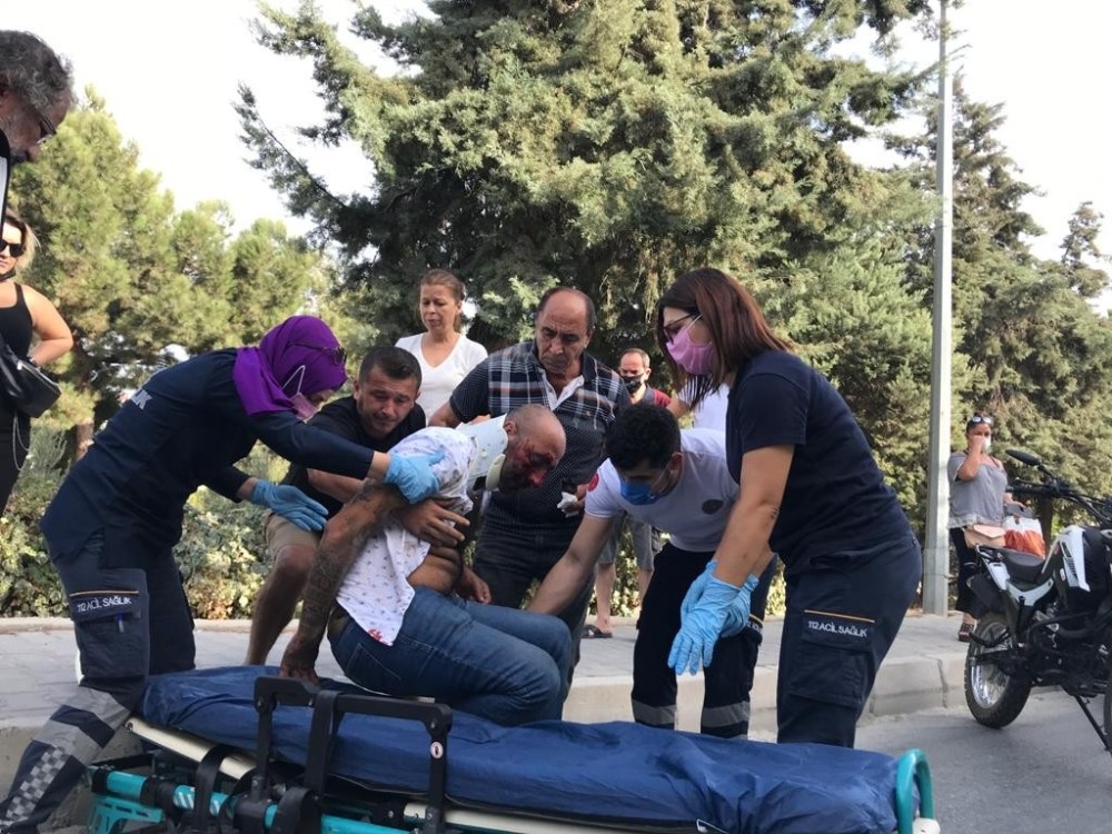 kusadasinda trafik kazasi 1 yarali 2 6BaZJEYM Kuşadası’nda trafik kazası: 1 yaralı