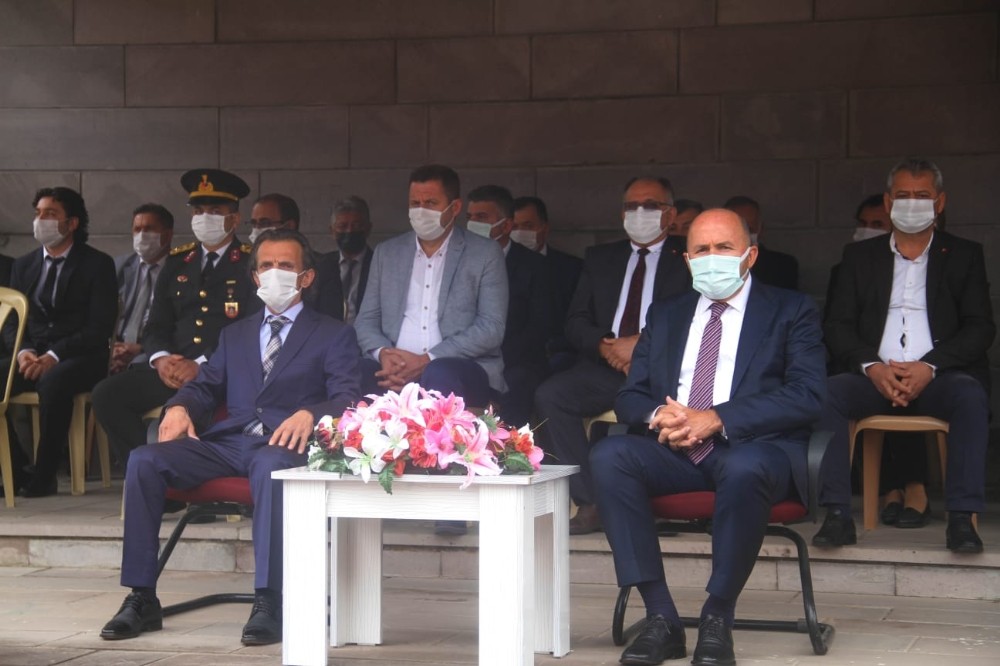 kuyucakta 29 ekim cumhuriyet bayrami kutlandi 3 dOpFlE8p Kuyucak’ta 29 Ekim Cumhuriyet Bayramı kutlandı