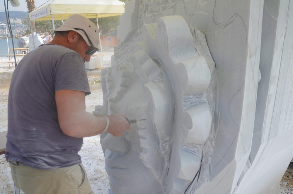 mermer bloklar antik kentte yeniden hayat buluyor 2 Mermer bloklar antik kentte yeniden hayat buluyor