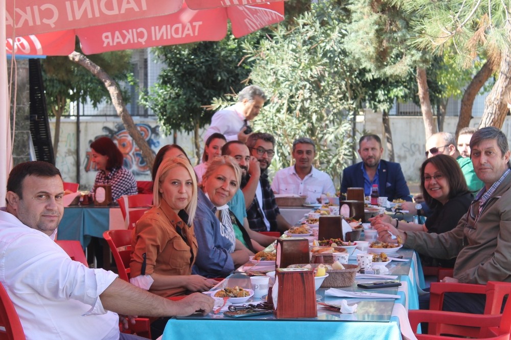 muhtar camoglu aydinli gazetecileri unutmadi 1 u6MQcdN4 Muhtar Çamoğlu, Aydınlı gazetecileri unutmadı