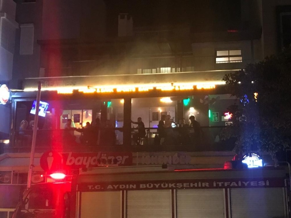 mutfakta yangin cikti vatandaslar eglenmeye devam etti 1 OmG8tjnH Mutfakta yangın çıktı, vatandaşlar eğlenmeye devam etti