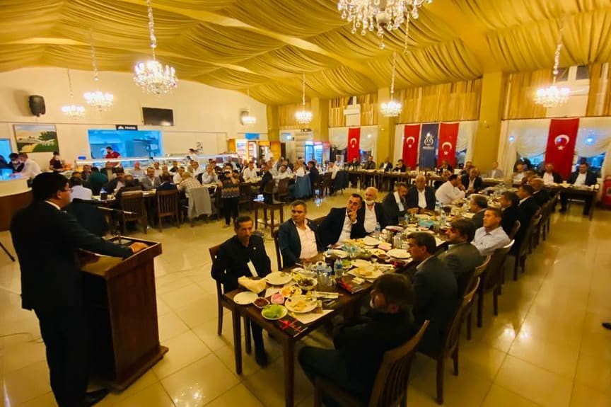 nazilli belediye baskani ozcan muhtarlarla yemekte bulustu 1 sPvQ2YAs Nazilli Belediye Başkanı Özcan muhtarlarla yemekte buluştu