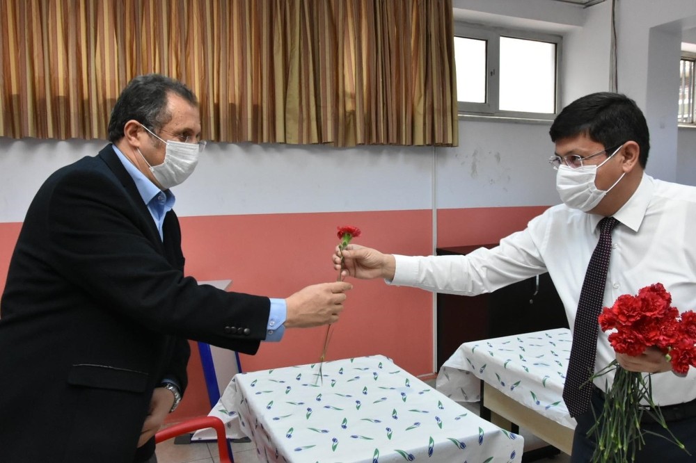 nazilli belediyesi bunyesindeki nazgem birinci yasini kutladi 4 CGpeAObH Nazilli Belediyesi bünyesindeki ’NAZGEM’ birinci yaşını kutladı