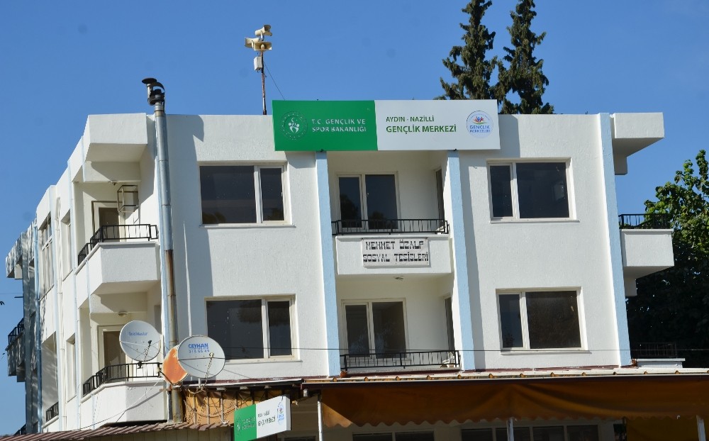 nazilli genclik merkezi hizmet vermeye hazirlaniyor 1 1UbI4DvP Nazilli Gençlik Merkezi hizmet vermeye hazırlanıyor