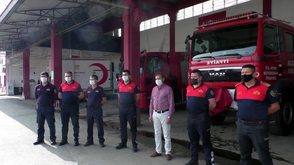 nazillide alev savascilarindan kizilaya kan destegi 2 9sFpWYZI Nazilli’de alev savaşçılarından Kızılay’a kan desteği