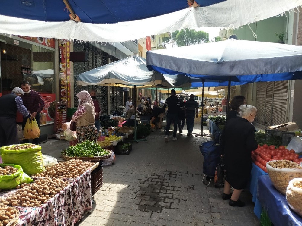 pandemi pazarlari bos birakti 1 PelCF8ET Pandemi, pazarları boş bıraktı