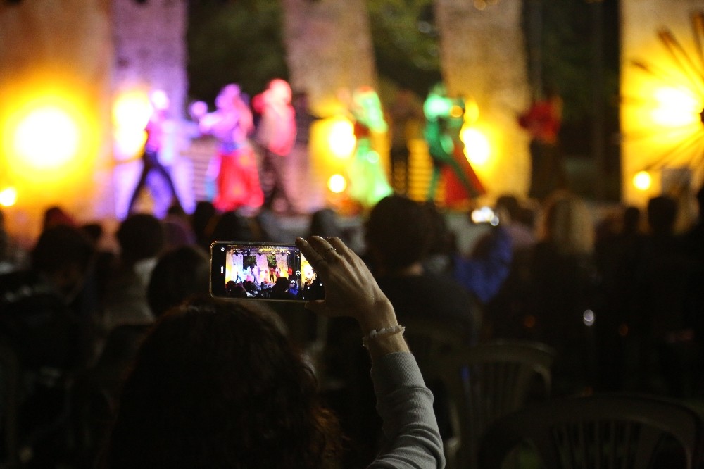 pinarbasinda tiyatro soleni devam ediyor 2 WL7YFXzp Pınarbaşı’nda tiyatro şöleni devam ediyor