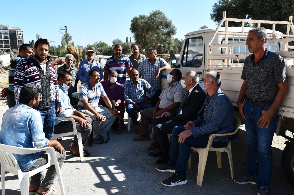 soke belediyesinden sepetciler bolgesi dere icinde temizlik calismasi 4 EZiO4ReM Söke Belediyesi’nden Sepetçiler Bölgesi dere içinde temizlik çalışması
