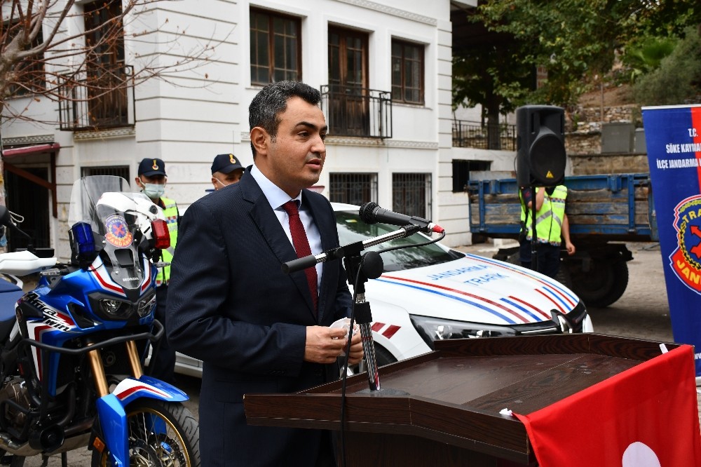 sokede tarim ekipmani suruculerine reflektor tak gorunur ol denildi 3 Söke’de tarım ekipmanı sürücülerine “Reflektör Tak, Görünür Ol” denildi