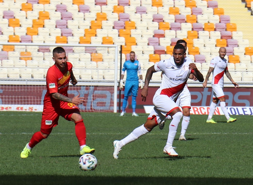 super lig yeni malatyaspor 1 antalyaspor 0 ilk yari 4 UpgrOidJ Süper Lig: Yeni Malatyaspor: 1 - Antalyaspor: 0 (İlk yarı)