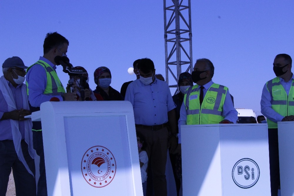 tahtakopru reyhanli ve buyukkaracay barajlari acildi 3 Y31a7giF Tahtaköprü, Reyhanlı ve Büyükkaraçay barajları açıldı