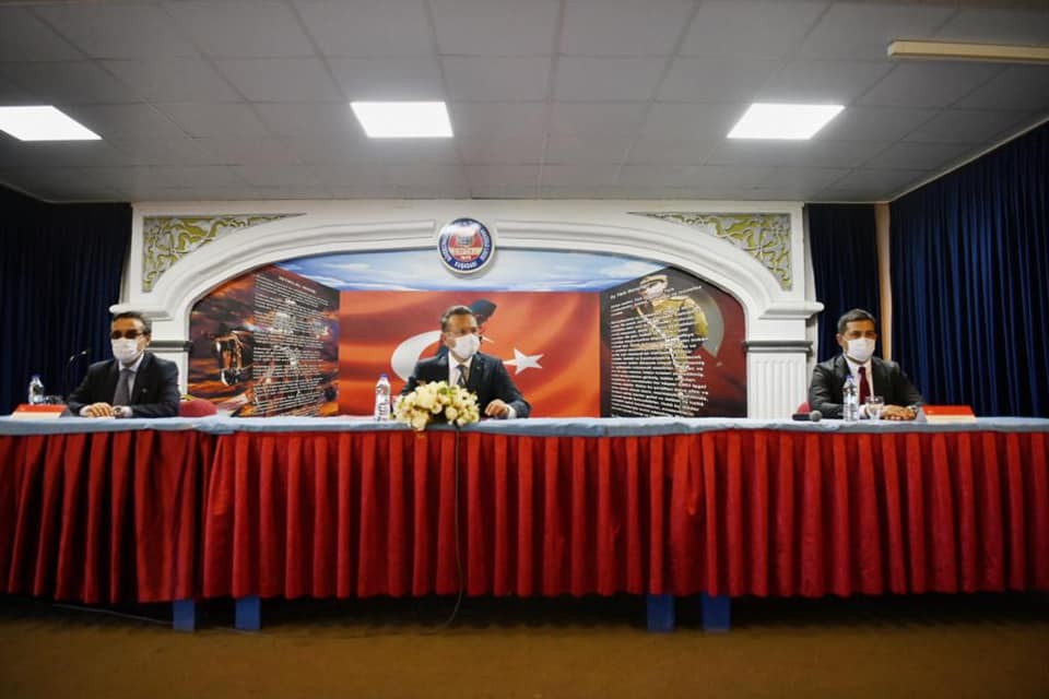 vali aksoy kusadasinda muhtarlarla bir araya geldi 3 tpDIsnL6 Vali Aksoy, Kuşadası’nda muhtarlarla bir araya geldi