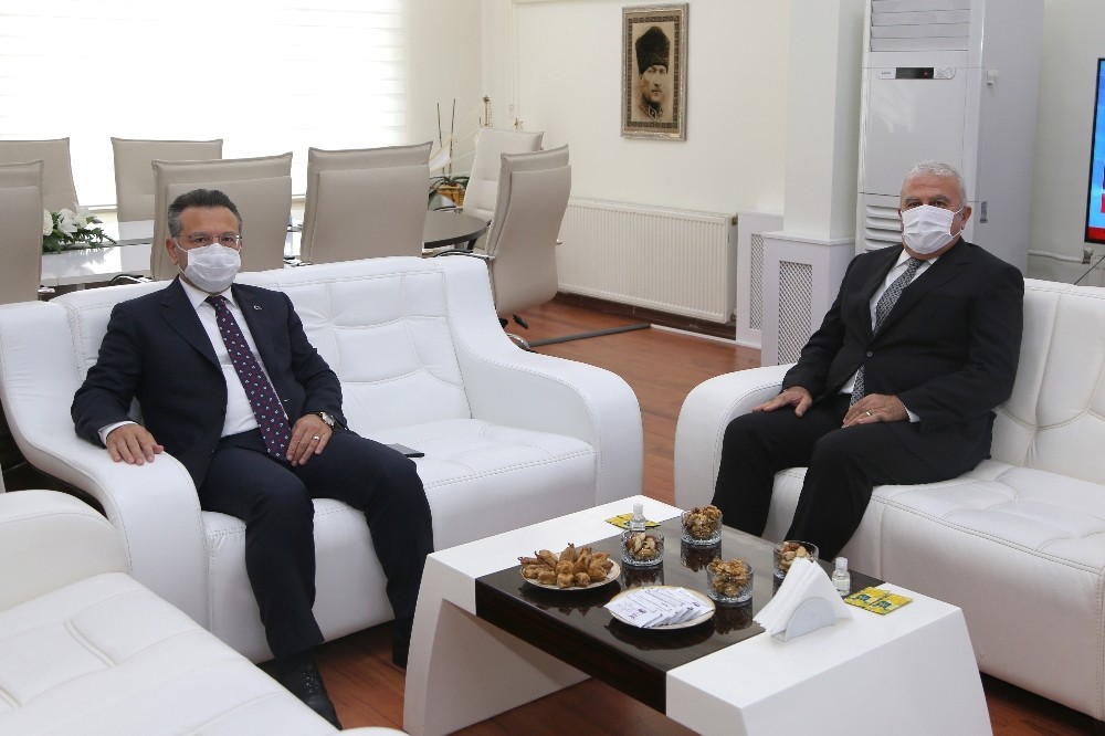 vali aksoydan baskan ataya iadeyi ziyaret 0 e2W8WETg Vali Aksoy’dan, Başkan Atay’a iadeyi ziyaret