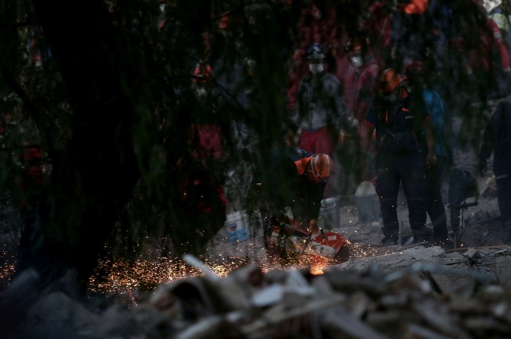 aci haber aydina tez ulasti 3 Zkn6c1IK Acı haber Aydın’a tez ulaştı