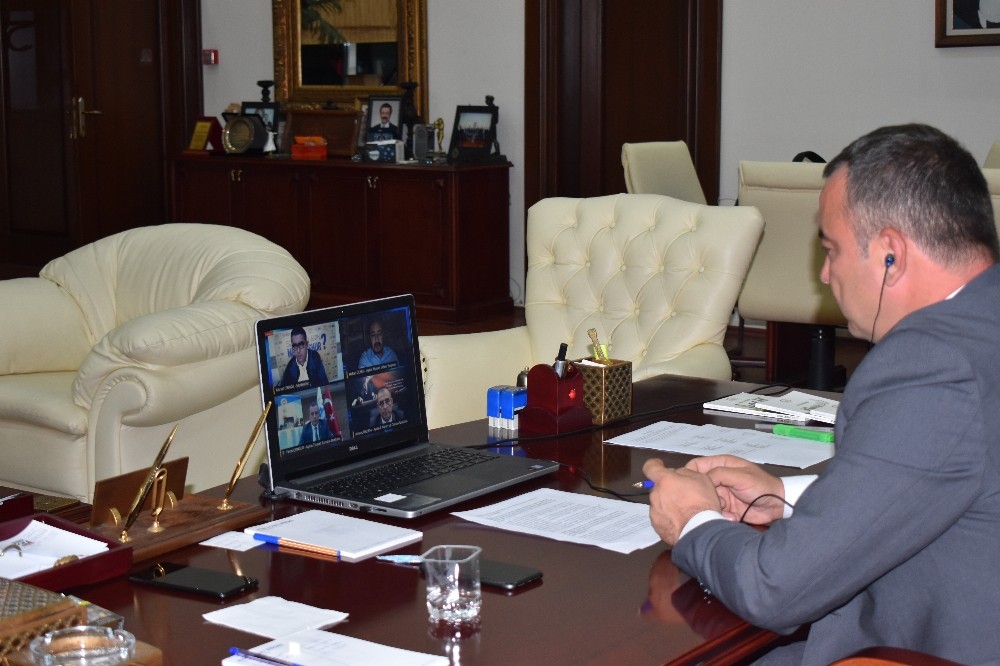 atb baskani condur katildigi programda aydinin urunleri hakkinda konustu 2 k4IUtpgQ ATB Başkanı Çondur, katıldığı programda Aydın’ın ürünleri hakkında konuştu