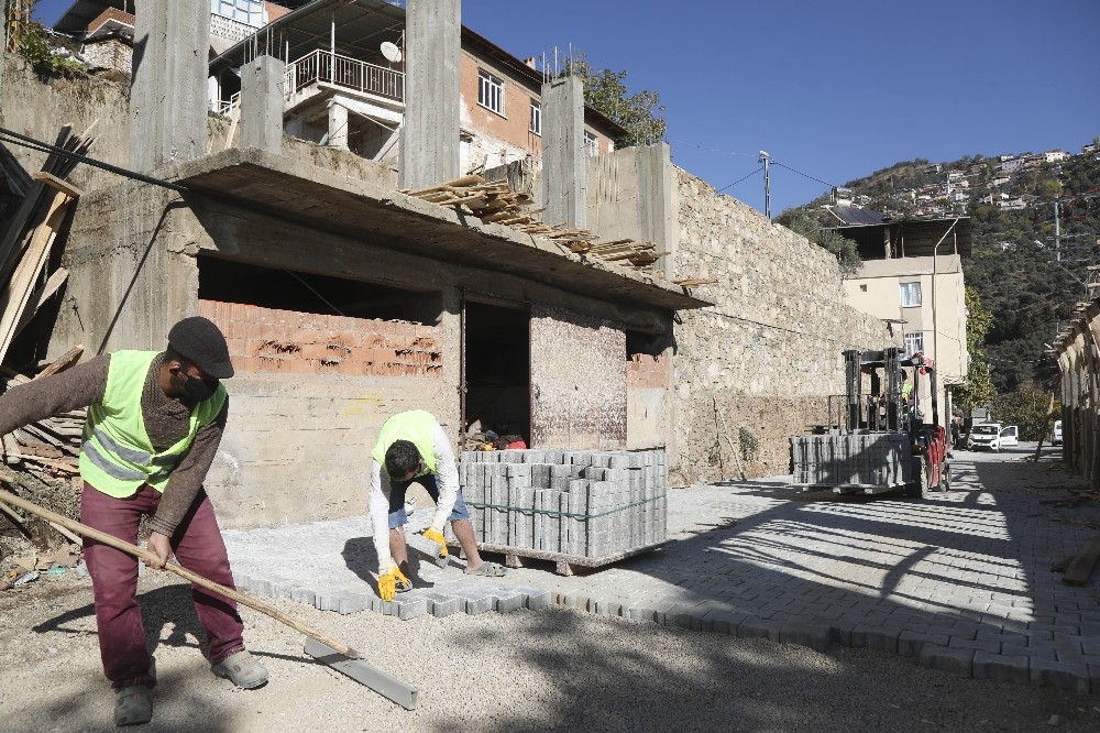 aydin buyuksehir mahalle yollarini yeniliyor 1 6lnWbsca Aydın Büyükşehir mahalle yollarını yeniliyor