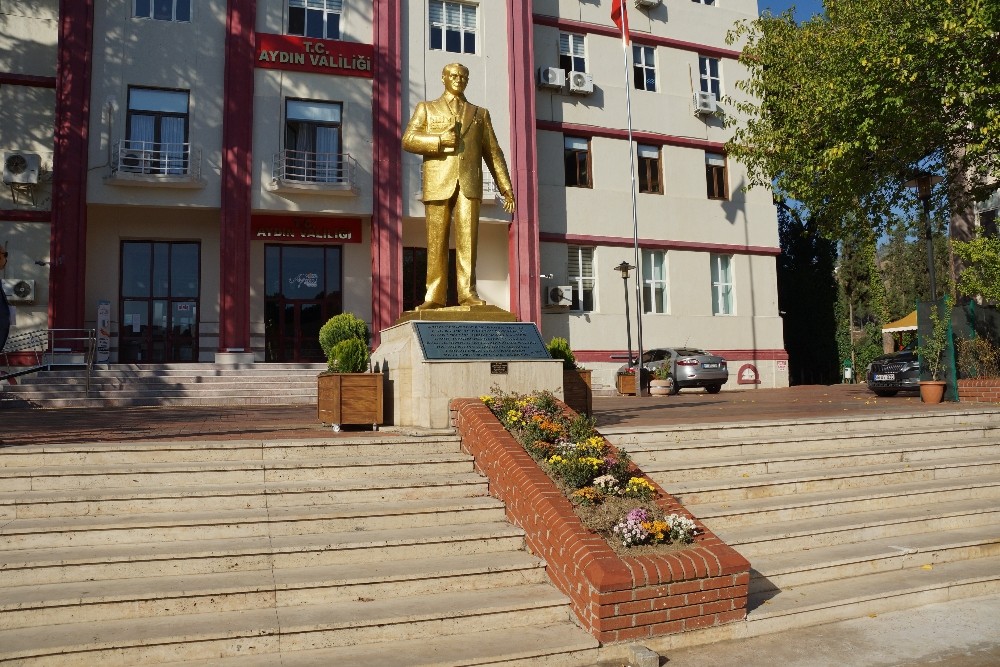 aydin valiligi yeni gorunumune kavustu 1 aq8CFLv5 Aydın Valiliği Yeni Görünümüne Kavuştu